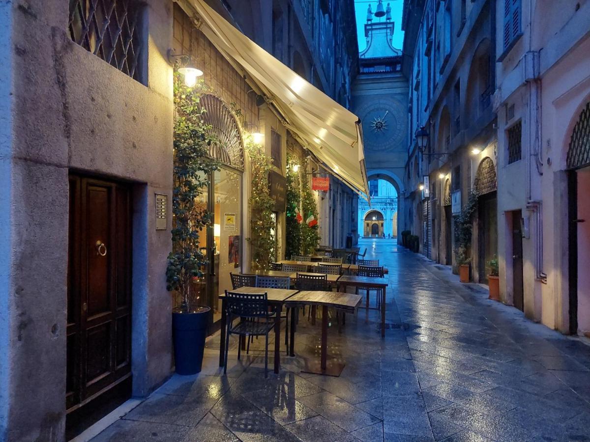 Fiordiluna, Nel Cuore Di Brescia Hotel ภายนอก รูปภาพ
